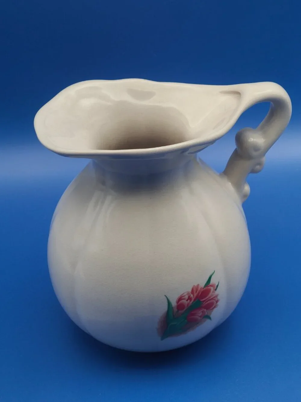 CLEARANCE Betallic Inc Vintage Melon Shaped Pitcher Vase Tulip 5.75